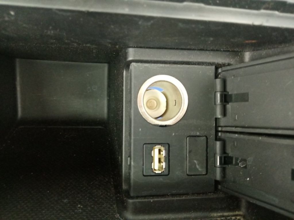 39624-T5A-J01 | Зарядное гнездо (розетка) HONDA ACCORD CR 13-18 - Фото 3