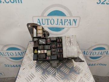 Блок запобіжників моторний відсік MITSUBISHI PAJERO 99-06