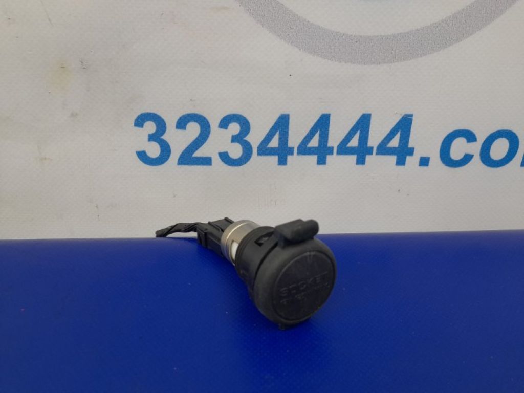 Прикурювач INFINITI EX35(37) 07-12