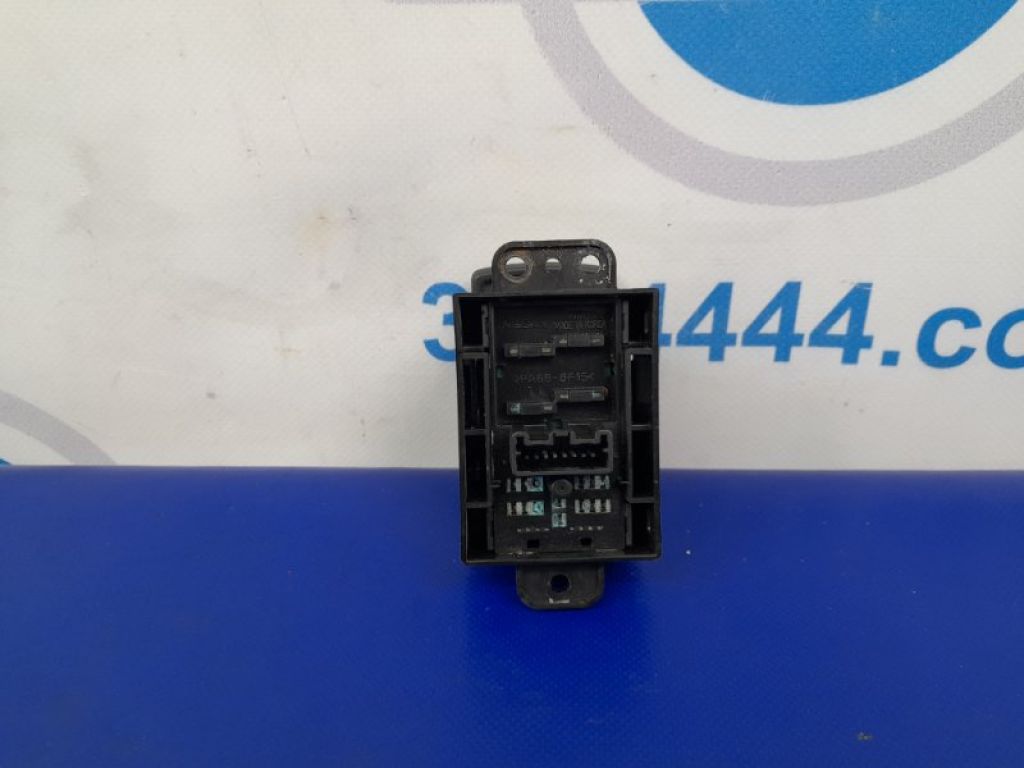 25175-3NA0A | Кнопка стояночного тормоза NISSAN LEAF 10-17 - Фото 2