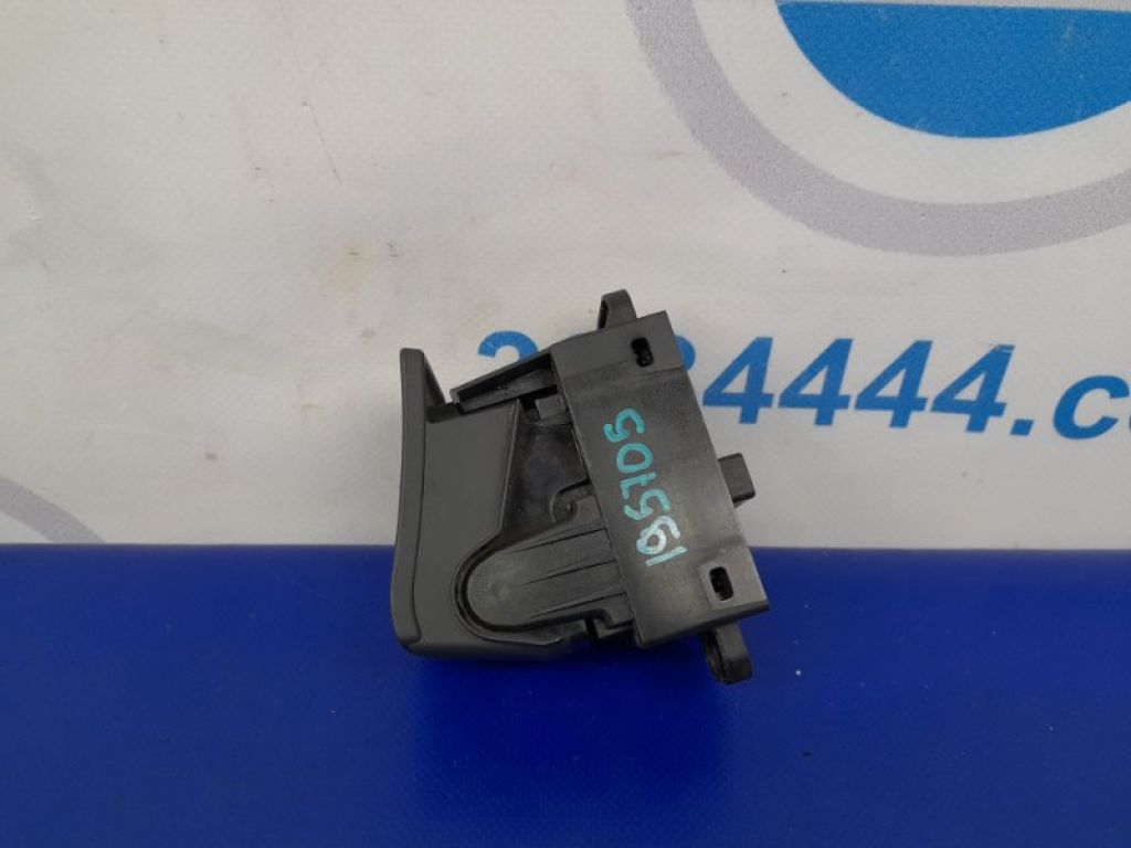 25175-3NA0A | Кнопка стояночного тормоза NISSAN LEAF 10-17 - Фото 3