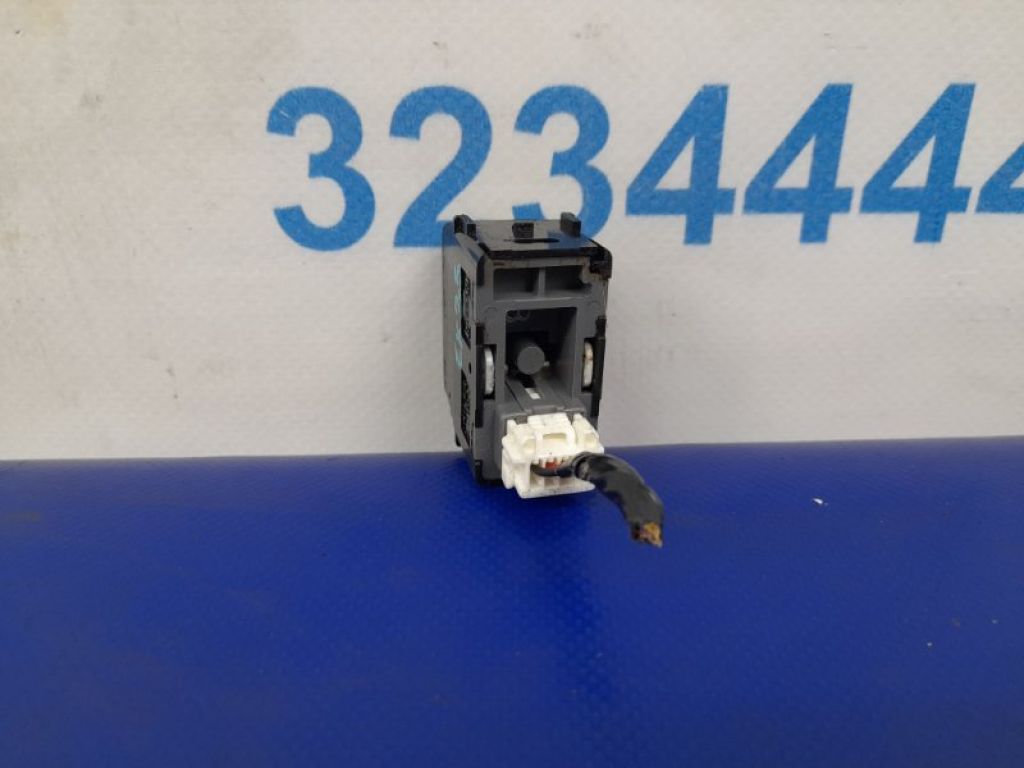 25500-1BA1D | Кнопка регулировки сиденья INFINITI EX35(37) 07-12 - Фото 2