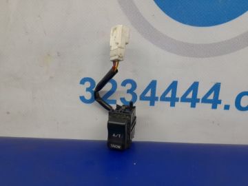 Кнопка INFINITI G25/G35/G37/Q40 06-14