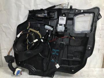 Склопідйомник передн. прав. MAZDA 5 CR 05-10