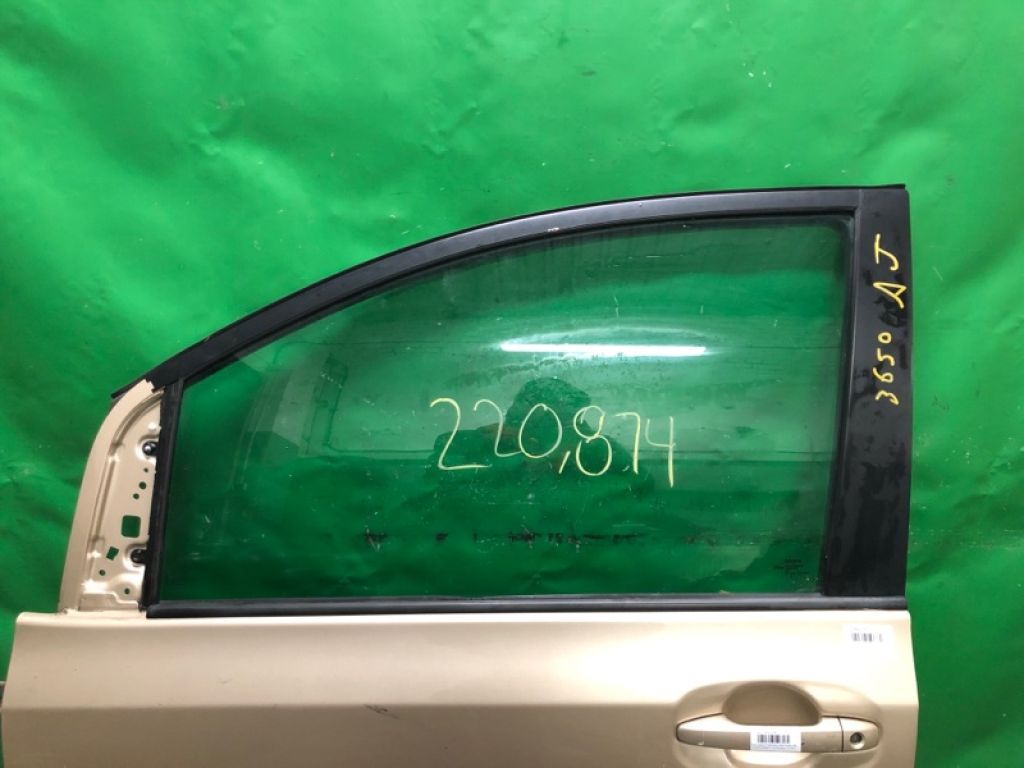 68102-08050 | Скло дверей передн. лів. TOYOTA SIENNA 11-16