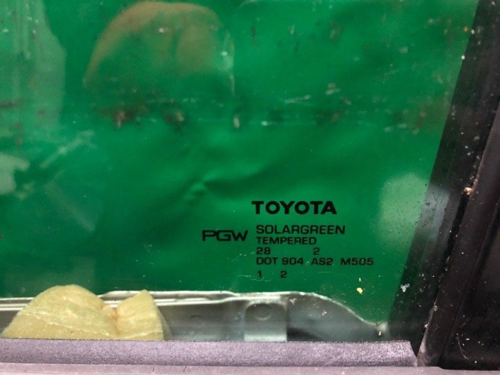 68102-08050 | Скло дверей передн. лів. TOYOTA SIENNA 11-16 - Фото 2