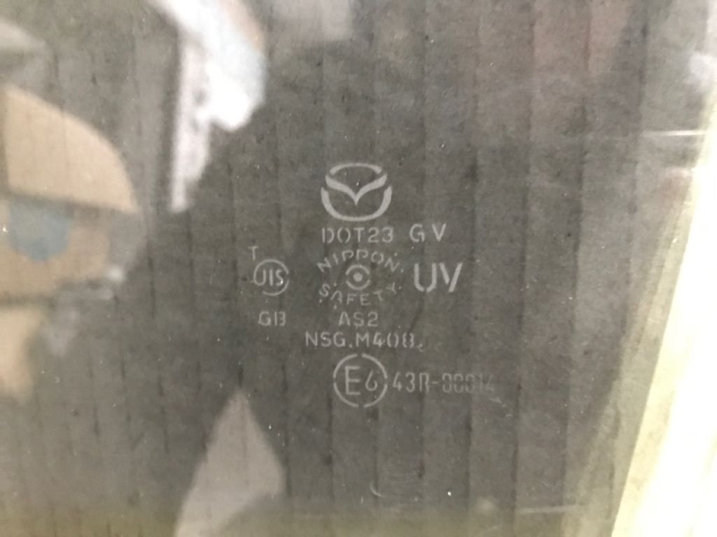 C236-59-511A | Скло дверей передн. лів. MAZDA 5 CR 05-10 - Фото 3