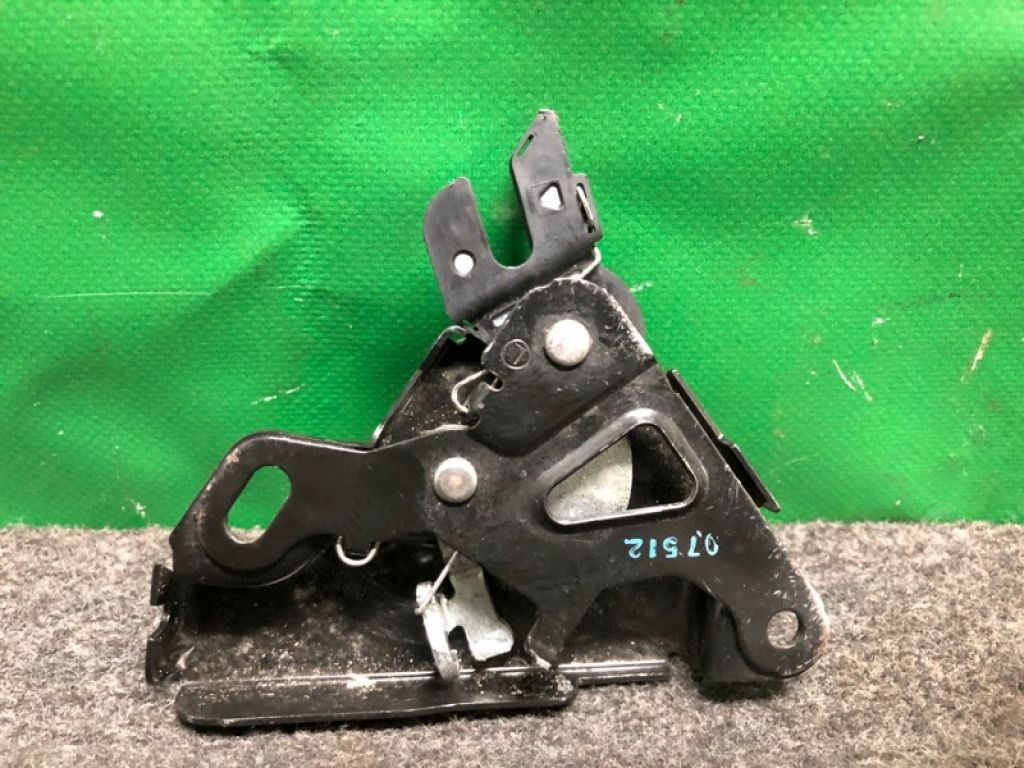 69060-08050 | Замок двері бічної задн. лів. TOYOTA SIENNA 11-16 - Фото 2