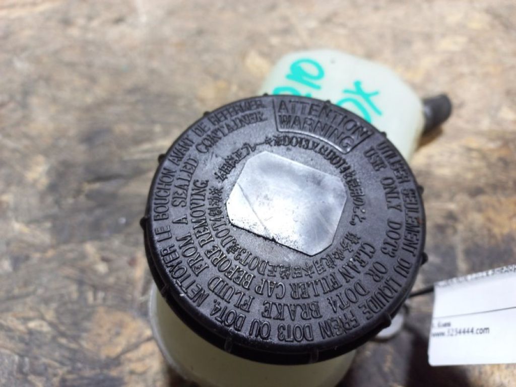 46100-TX4-A02 | Бачок головного гальмівного циліндра ACURA RDX 12-19 - Фото 2