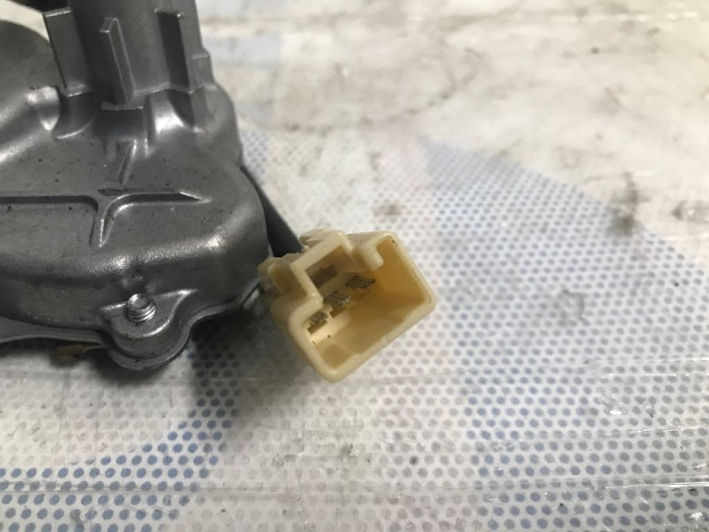 C235-67-450 | Моторчик стеклоочистителя задн. MAZDA 5 CR 05-10 - Фото 4