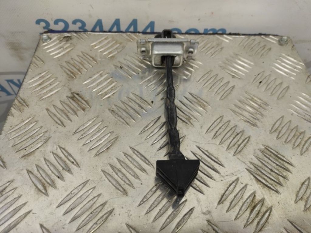 EG21-58-270P | Ограничитель двери передн. лев. MAZDA CX-7 06-12 - Фото 3