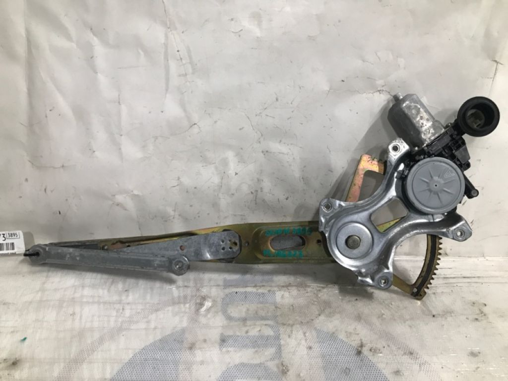 69802-52070 | Склопідйомник передн. лів. SCION TC 04-10