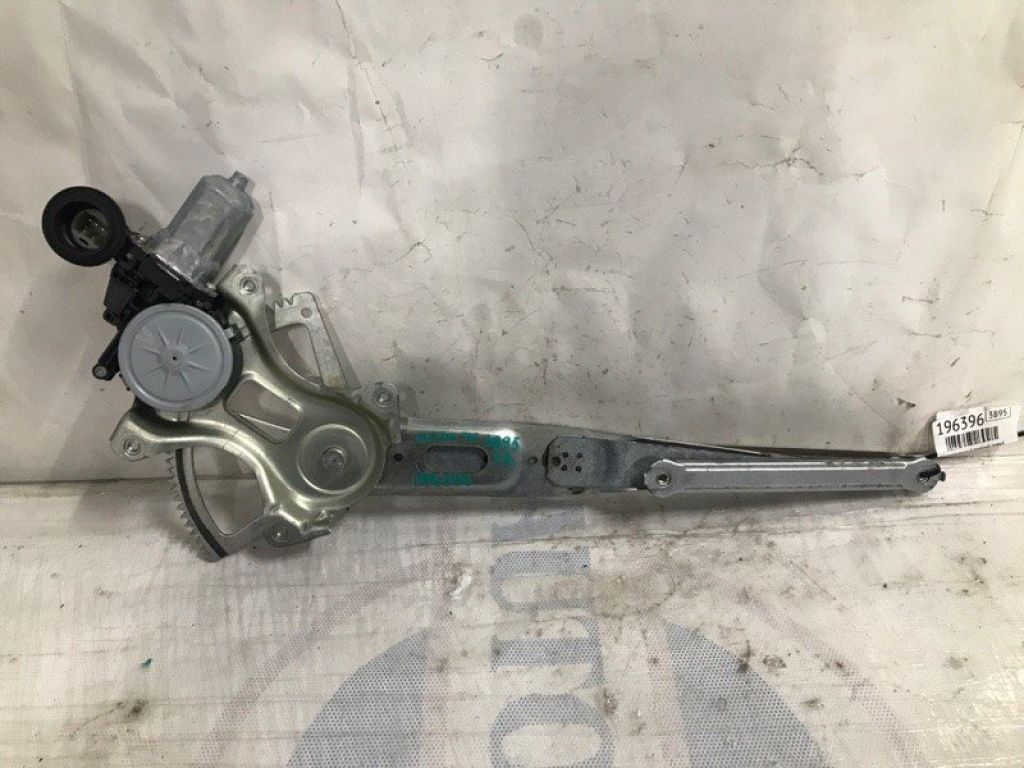 69801-52070 | Склопідйомник передн. прав. SCION TC 04-10
