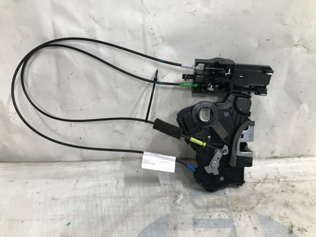 69030-33221 | Замок двери передн. прав. SCION TC 04-10 - Фото 4