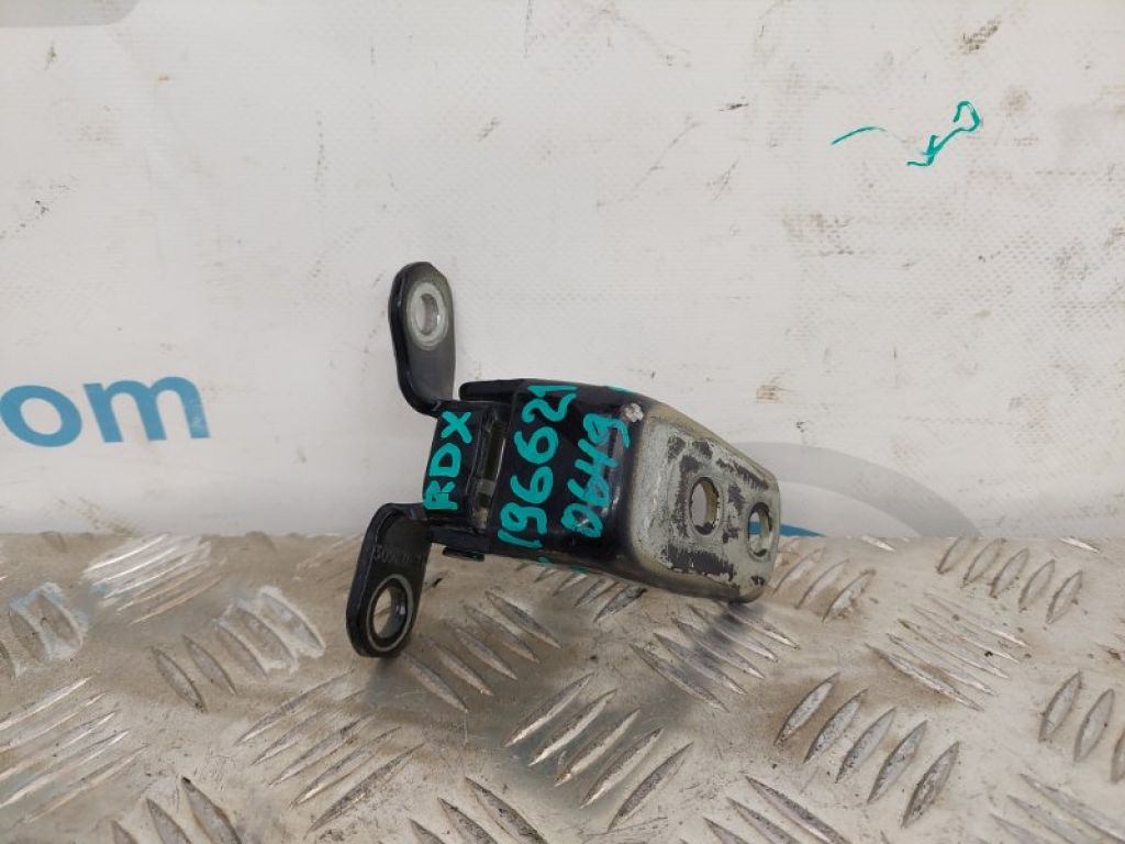 67450-SNE-A01ZZ | Петля двері верхня передн. лів. ACURA RDX 06-12