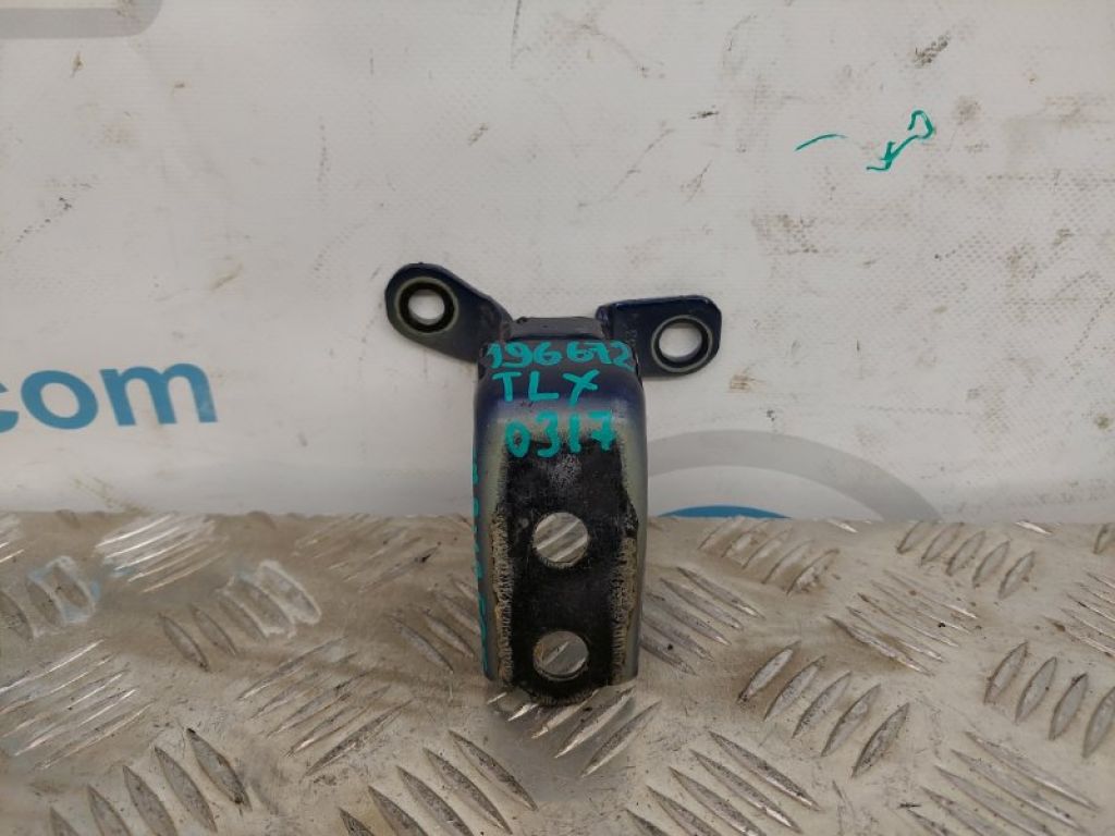 67410-TZ3-A02ZZ | Петля двері верхня передн. прав. ACURA TLX 14-17 - Фото 2