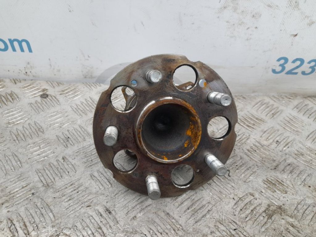 42200-T0B-951 | Ступица задн. ACURA RDX 12-19