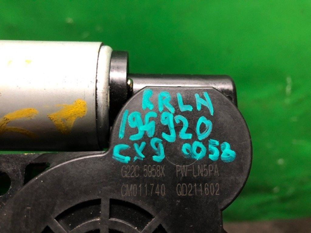 G22C-59-58X | Моторчик стеклоподъемника задн. лев. MAZDA CX-9 06-16 - Фото 2