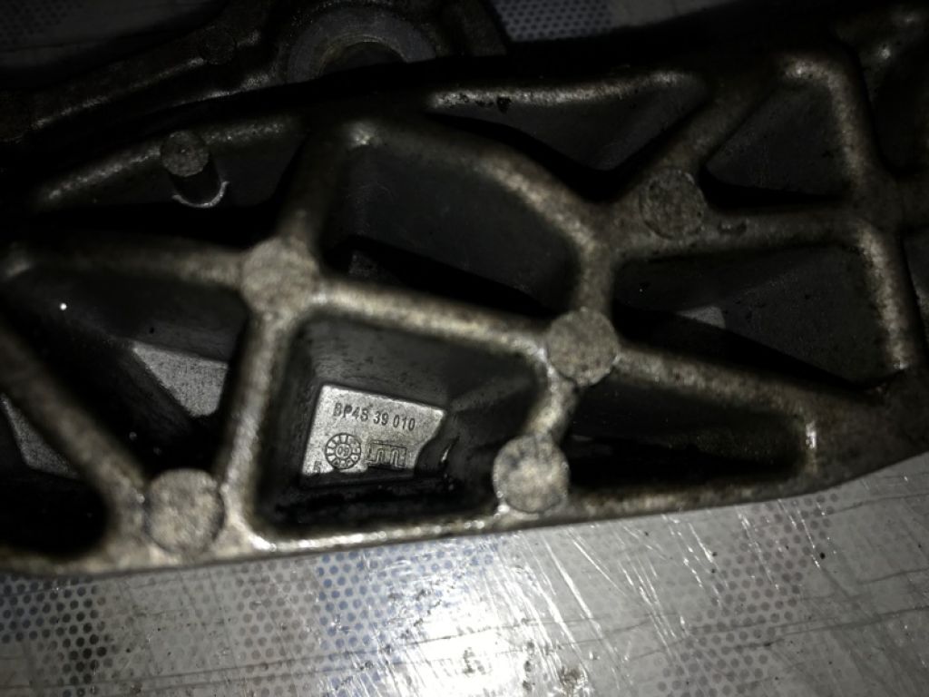 BP4S-39-010D | Кронштейн двигателя MAZDA 5 CR 05-10 - Фото 3