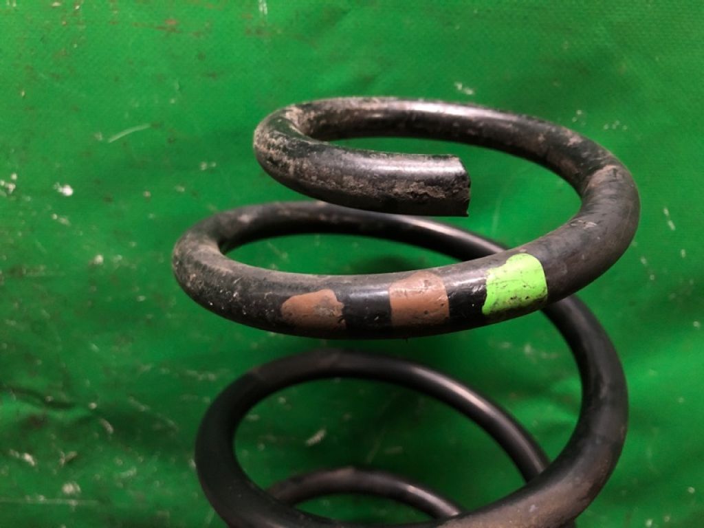 55020-5DE0A | Пружина задньої підвіски INFINITI QX30 16-20 - Фото 2