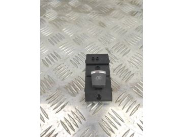 Кнопка стеклоподъемника задн. лев. INFINITI Q50 15-20