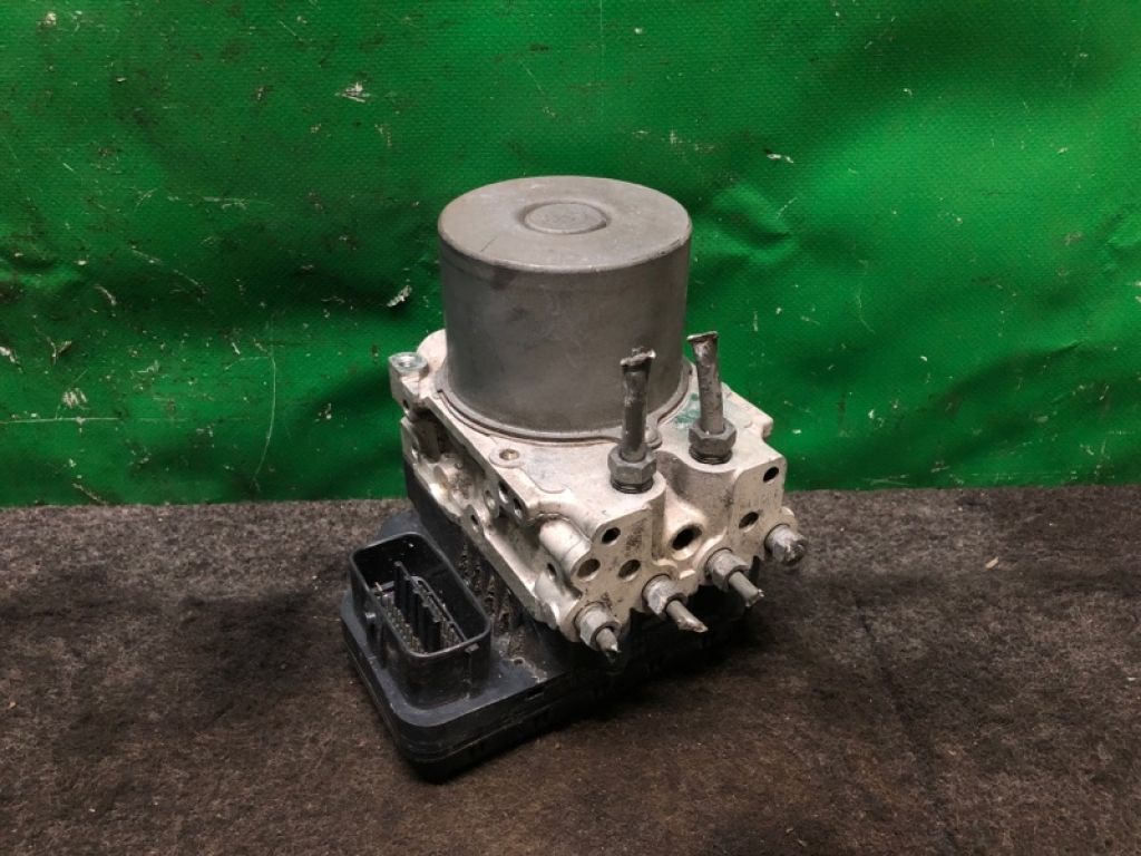44050-08221 | Блок ABS TOYOTA SIENNA 11-16