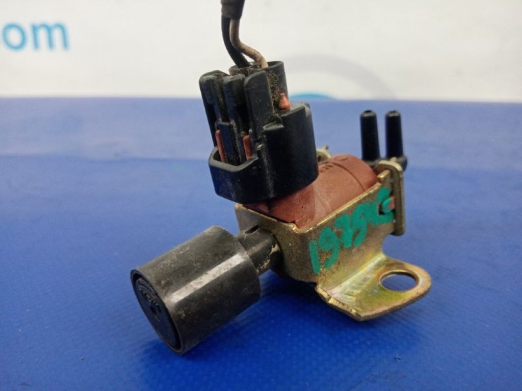 25860-46130 | Клапан електромагнітний (вакуумний) LEXUS GX470 02-09