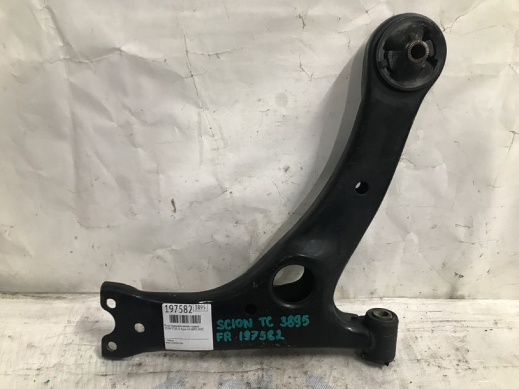 48068-21020 | Рычаг передней подвески нижний прав. SCION TC 04-10
