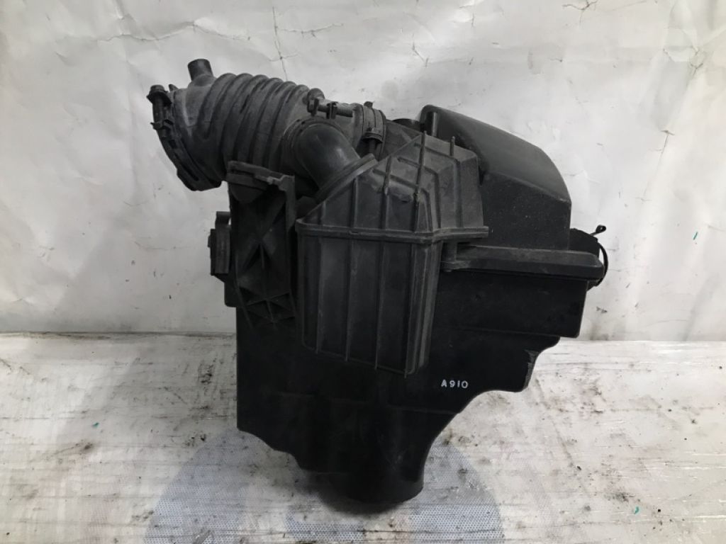 LF50-13-320D | Корпус воздушного фильтра MAZDA 5 CR 05-10 - Фото 3