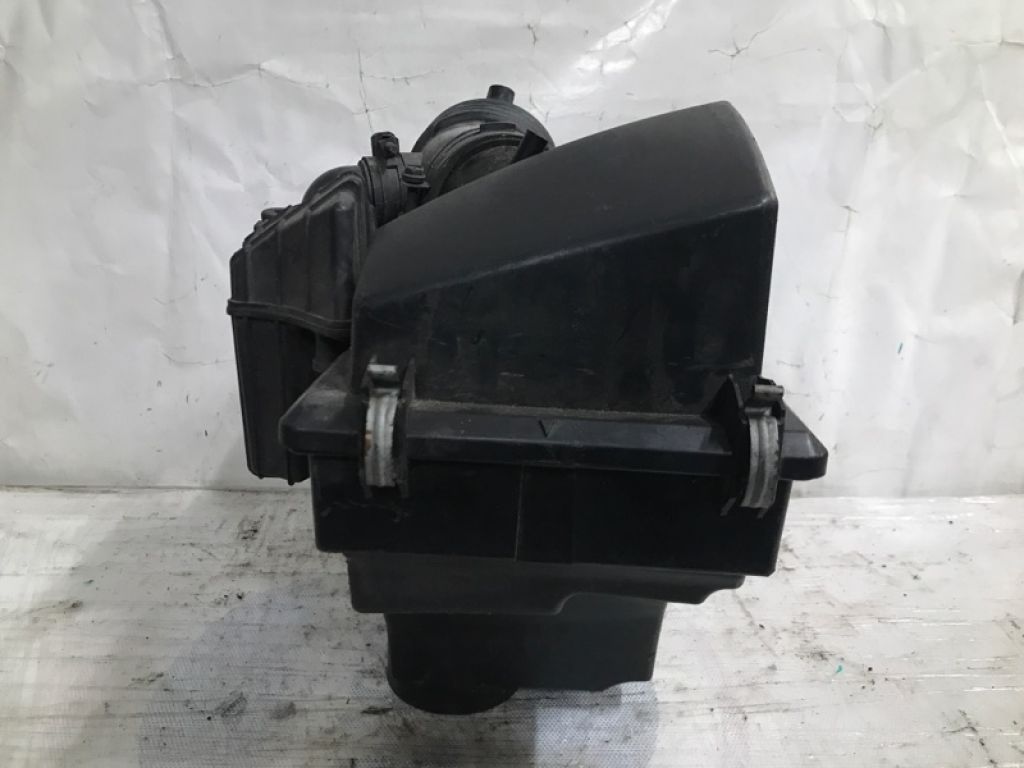 LF50-13-320D | Корпус воздушного фильтра MAZDA 5 CR 05-10 - Фото 4