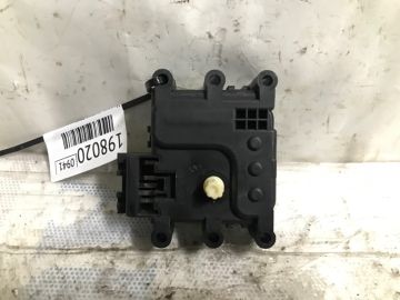 Моторчик заслонки печки MAZDA 5 CR 05-10