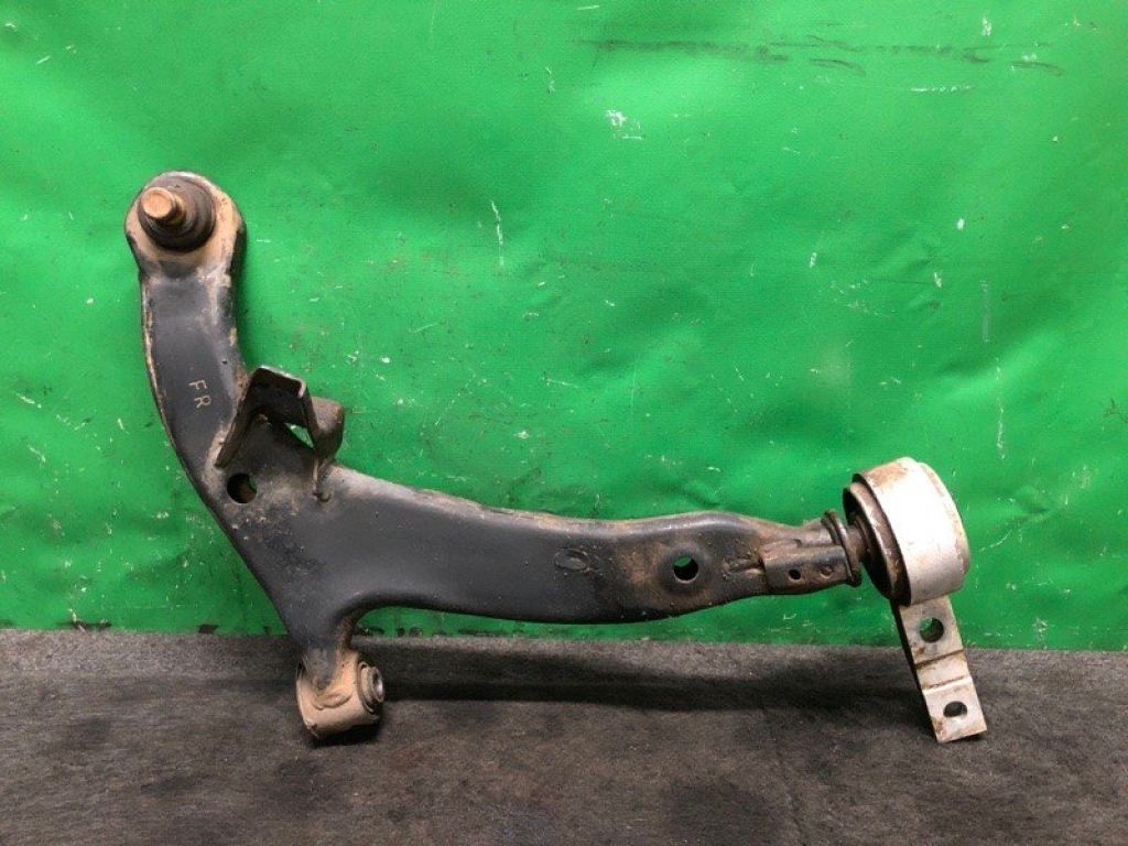 54500-9W200 | Рычаг передней подвески нижний прав. NISSAN TEANA J31 03-07