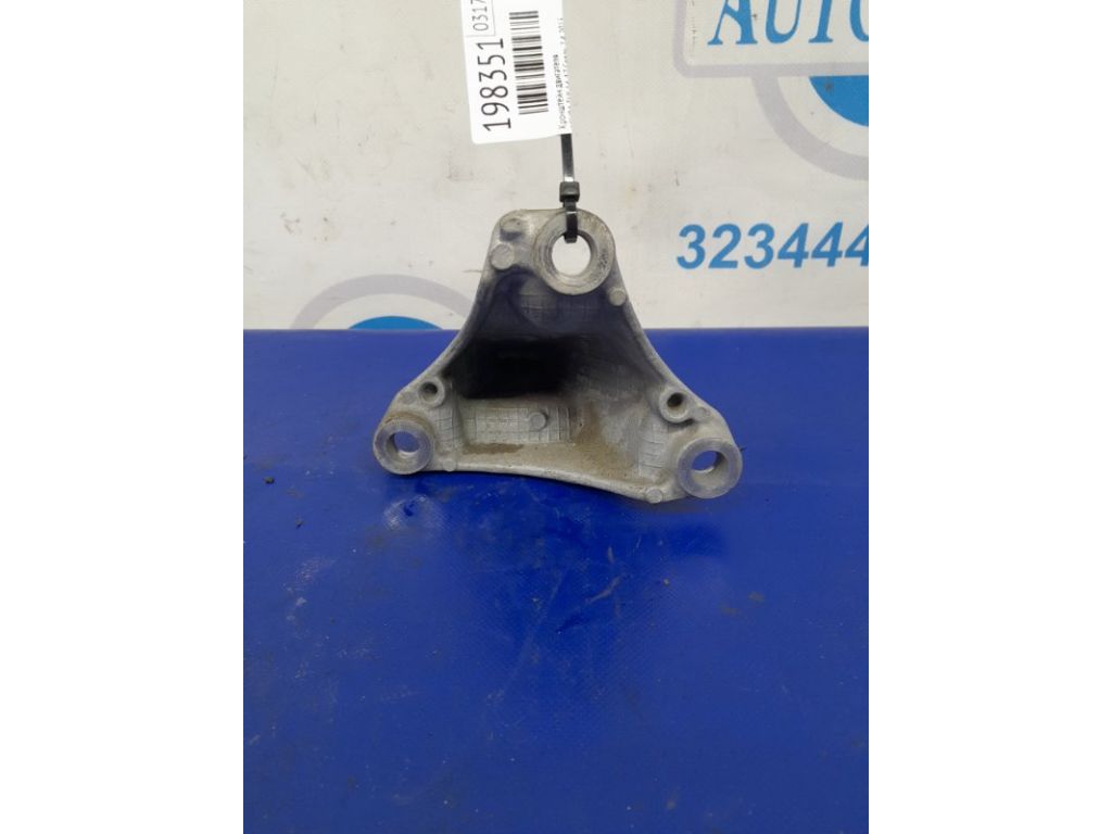 50630-T2F-A01 | Кронштейн двигуна передн. ACURA TLX 14-17 - Фото 3