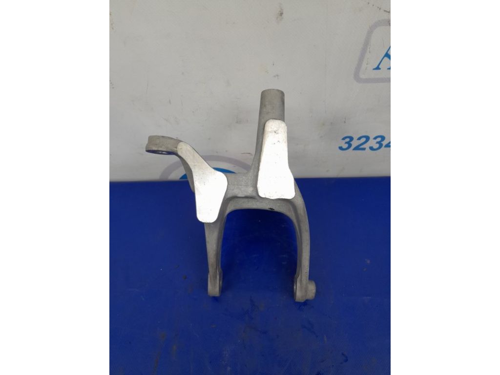 50610-TZ4-A01 | Кронштейн опоры двигателя задн. ACURA TLX 14-17 - Фото 5