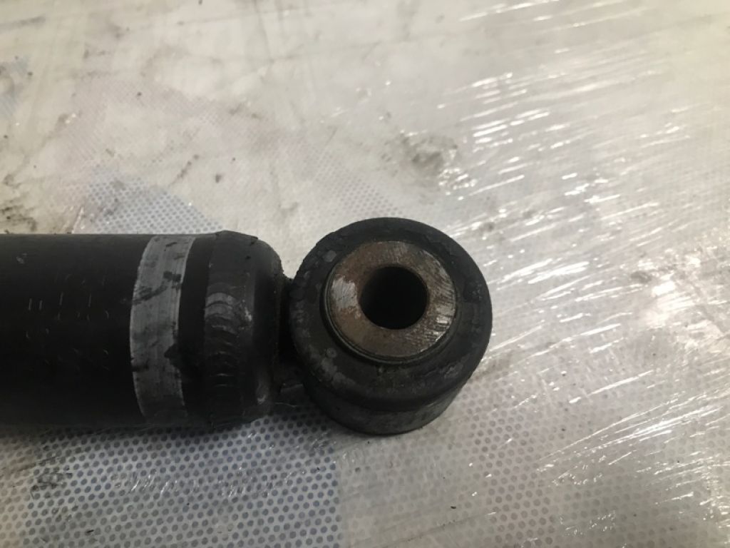 GS3L-28-700C | Амортизатор задн. MAZDA 6 GH 07-12 - Фото 4