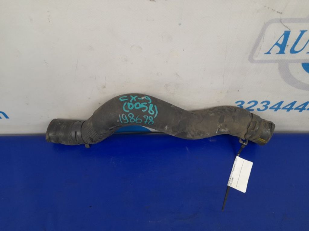 CY01-15-18XC | Патрубок системы охлаждения MAZDA CX-9 06-16