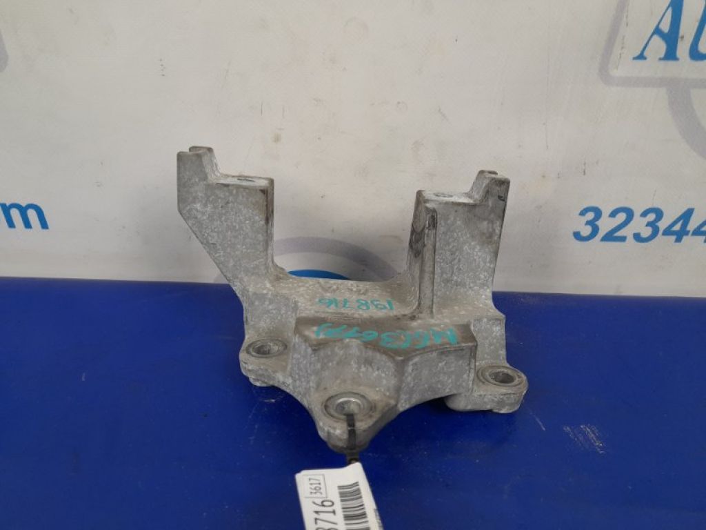 GEA3-39-081 | Кронштейн двигателя MAZDA 6 GH 07-12 - Фото 2