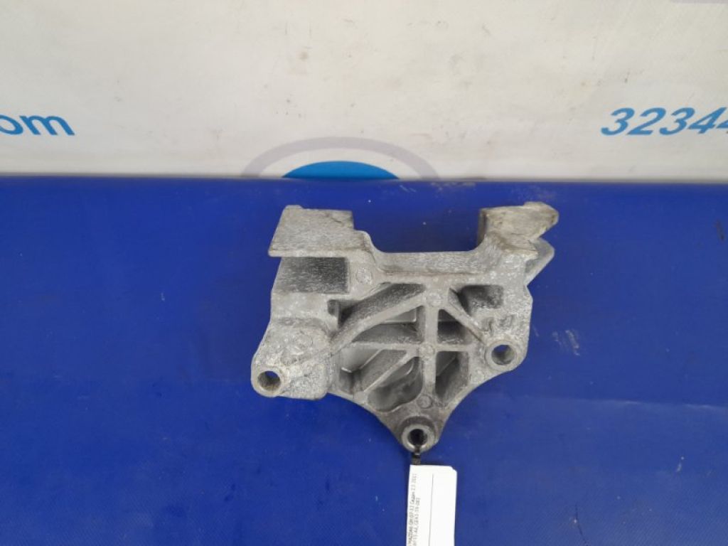 GEA3-39-081 | Кронштейн двигателя MAZDA 6 GH 07-12 - Фото 3