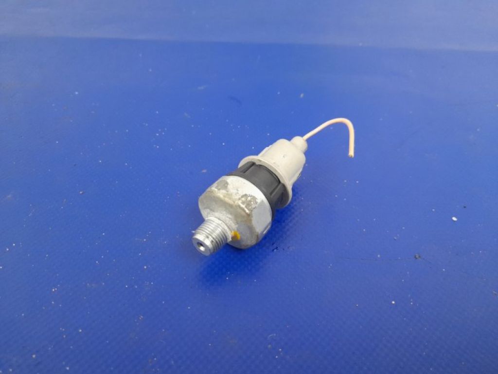 37241-RNA-A01 | Датчик тиску олії ДВЗ ACURA RDX 19-