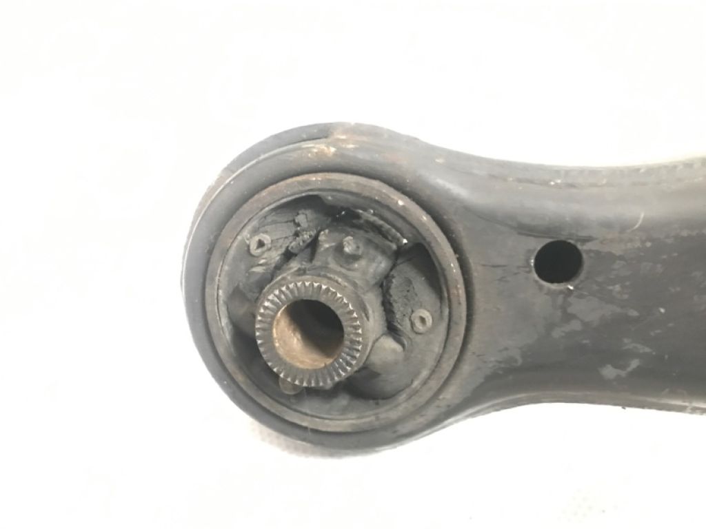 48068-06100 | Рычаг передней подвески нижний прав. TOYOTA AVALON 05-12 - Фото 4