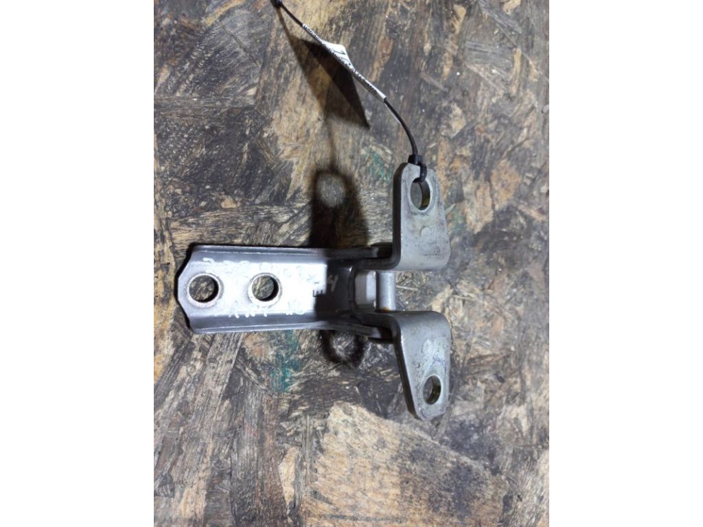 5702A006 | Петля двери верхняя передн. прав. MITSUBISHI OUTLANDER XL 05-13