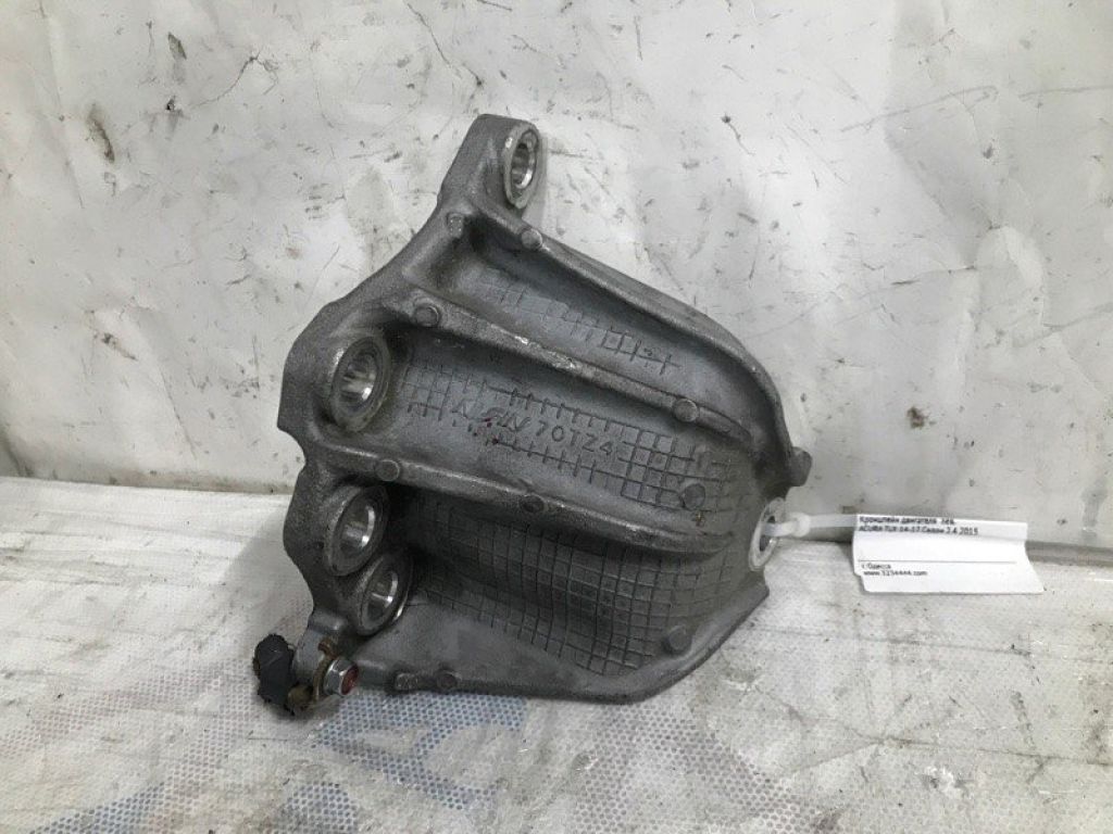 50870-TZ4-305 | Кронштейн двигуна лів. ACURA TLX 14-17