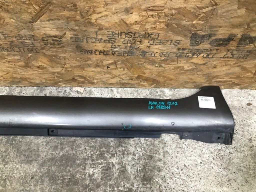 75852-AC020 | Накладка порога наружная лев. TOYOTA AVALON 05-12 - Фото 9