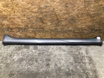 Накладка порогу зовнішня прав. TOYOTA AVALON 05-12 Накладка порогу зовнішня прав. TOYOTA AVALON 05-12