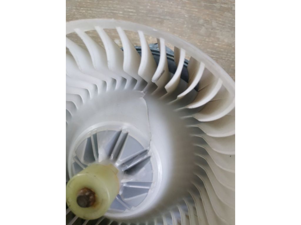 DG9Z-19805-B | Моторчик печки FORD FUSION 14- - Фото 5