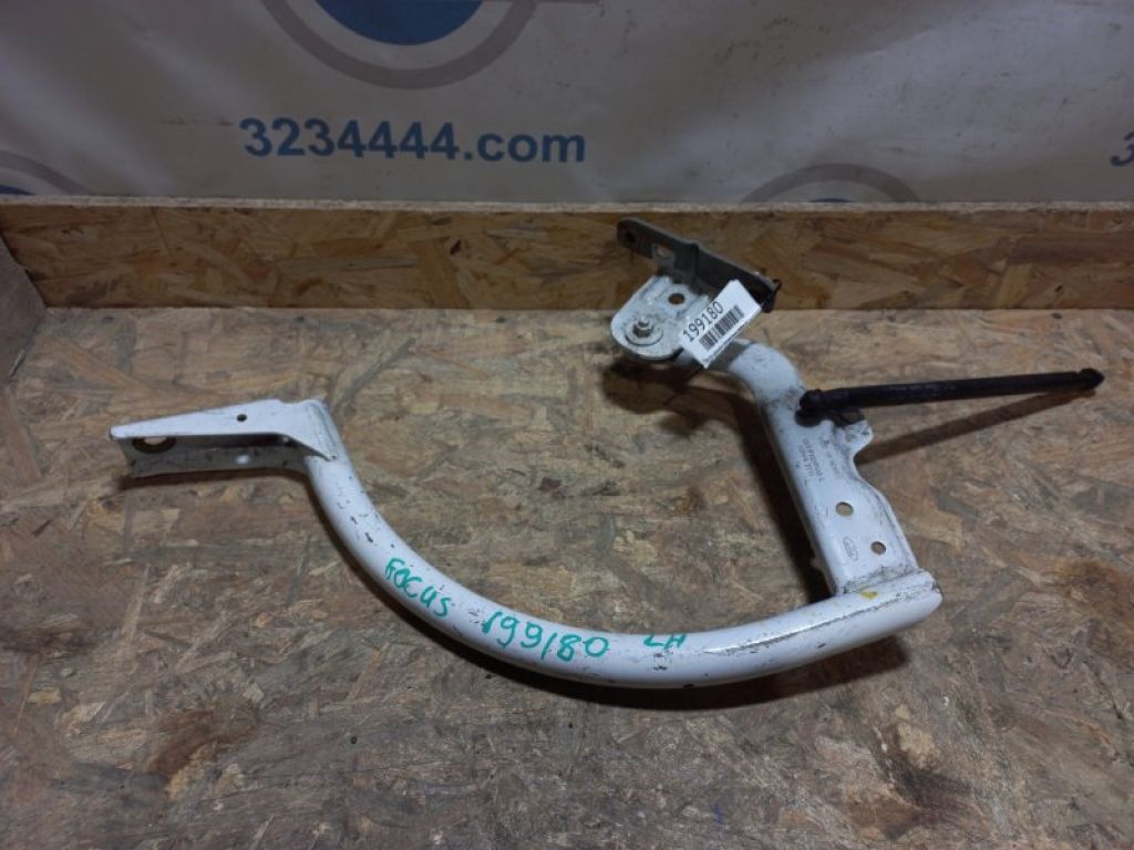 CM5Z-5442701-B | Петля крышки багажника лев. FORD FOCUS 10-18