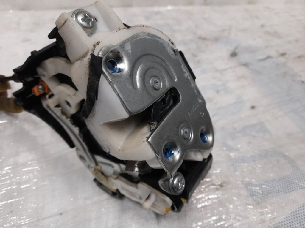 MN145876 | Замок двери задн. прав. MITSUBISHI OUTLANDER XL 05-13 - Фото 3