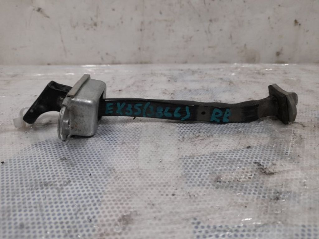 82430-1BA0A | Ограничитель двери задн. прав. INFINITI EX35(37) 07-12