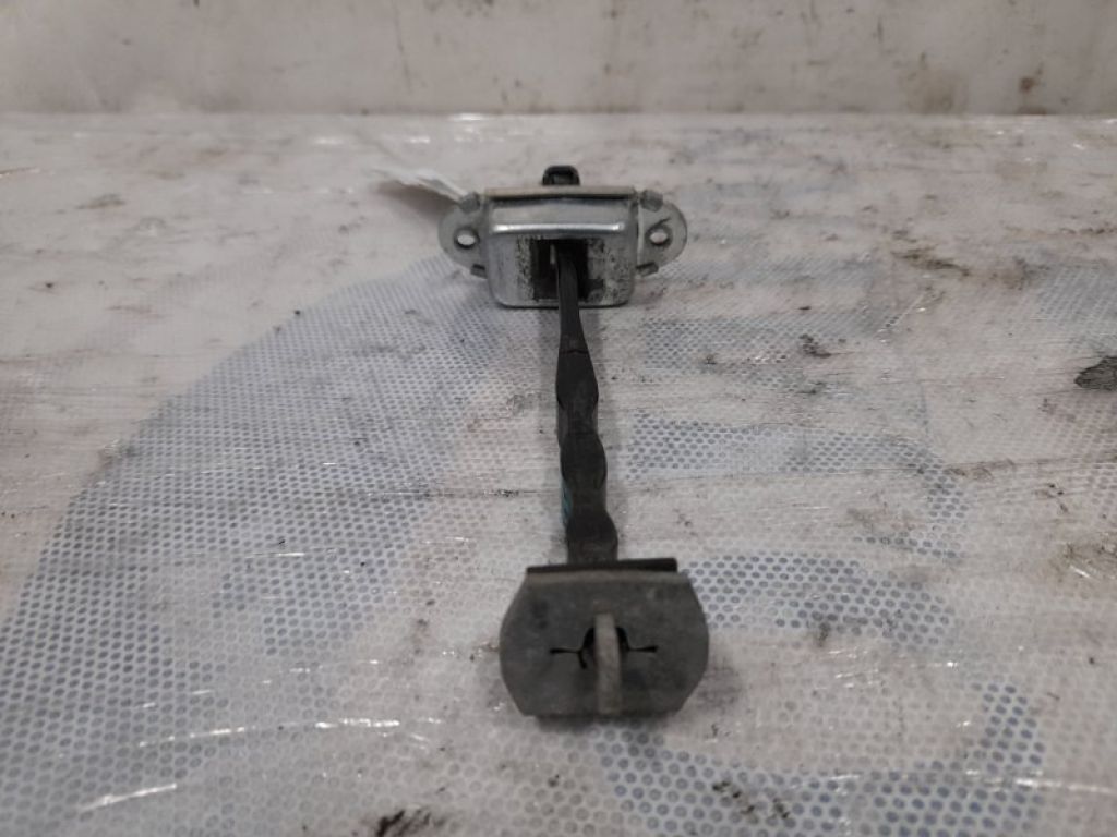 82430-1BA0A | Ограничитель двери задн. прав. INFINITI EX35(37) 07-12 - Фото 3