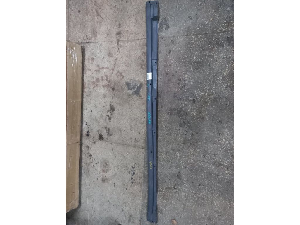 75851-AA020 | Накладка порога наружная прав. TOYOTA CAMRY 30 02-06